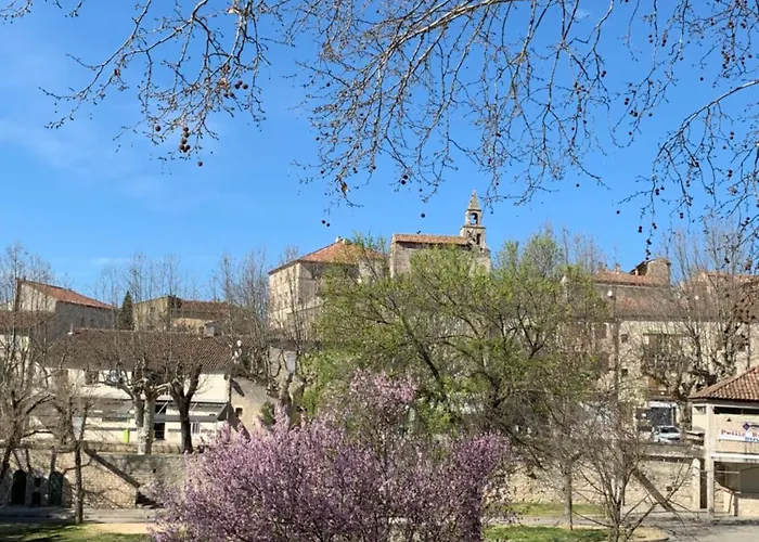 Appartement Petit Centre Chez Art&hasards Barjac (Gard)